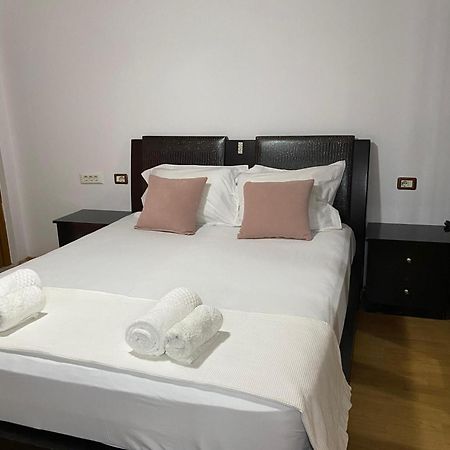 Bertis Guest House Gjirokastër Exteriér fotografie